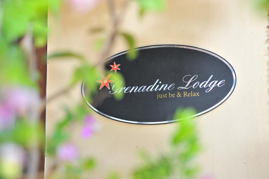 Grenadine Lodge 달리안 외부 사진